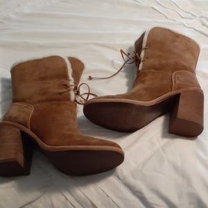 Jerene UGG Boots